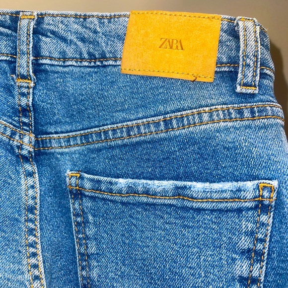 ZARA Girls Jeans👖 with Metal Studs 🔘 - Picture 4 of 5